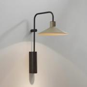 Bover plate A02 vegglampe E14 med bryter, oliven