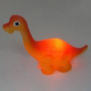 LED-nattlampe Brachiosaurus, batteridrift