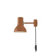 Anglepoise Type 75 Mini vegglampe med stikkontakt, rustbrun