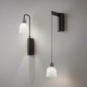 Bover Drip A/02 LED-vegglampe, svart/matt hvit
