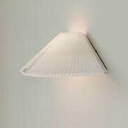 New Works vegglampe Nebra, bredde 40 cm, hvit, kan tilpasses