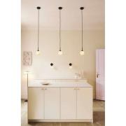 Nuura vegglampe Apiales, høyde 24 cm, svart/opal