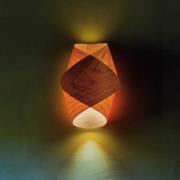 LZF vegglampe Orbit, kirsebærtrefarget, bredde 19 cm, tre