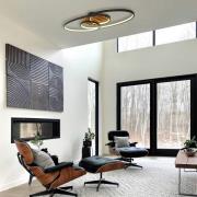 LED-taklampe Tisha I, matt svart/tre, lengde 85 cm