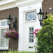 Charles utendørs vegglampe, svart