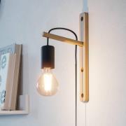 Pockley vegglampe, utspring 16 cm, svart/tre, tre