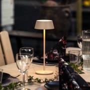 LED-batteridrevet bordlampe Menton, sandfarget, høyde 27 cm, IP54, USB