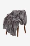 SkinnwillePledd/sengeteppe Stily 140x220 cmGråTepper & pleddFra Homero...