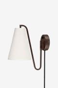 Globen LightingVegglampe Lou Hvit bouclé/bronseBronseVegglamperFra Hom...