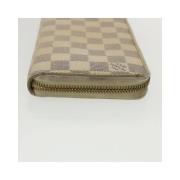 Pre-owned Brunt lerret Louis Vuitton Clutch