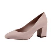 Elegante Almond Toe Pumps