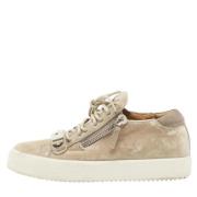 Pre-owned Beige Velvet Giuseppe Zanotti joggesko