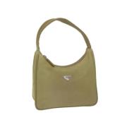 Pre-owned Nylon handbags