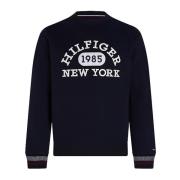 Blå Monotype Collegiate Crewneck for Menn