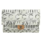 Pre-owned Canvas clutches