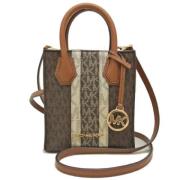 Pre-owned Leather handbags