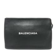 Pre-owned Leather balenciaga-bags