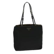 Pre-owned Nylon handbags