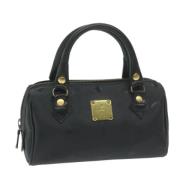 Pre-owned Canvas handbags