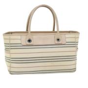 Pre-owned Canvas handbags