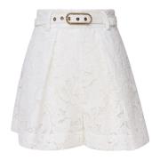 Hvite Blonde Shorts med Belte