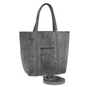 Pre-owned Leather totes