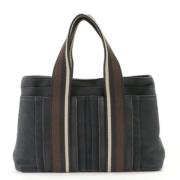 Pre-owned Canvas handbags