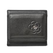 Pre-owned Leather wallets