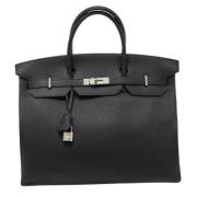 Pre-owned Leather totes