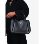 Pre-owned Leather prada-bags