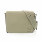 Pre-owned Leather louis-vuitton-bags