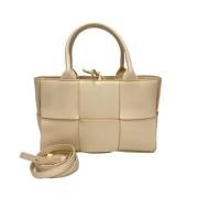 Pre-owned Leather handbags