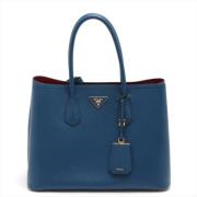 Pre-owned Leather handbags