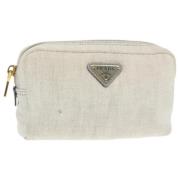 Pre-owned Canvas pouches