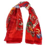 Pre-owned Silk scarves