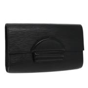 Pre-owned Leather clutches