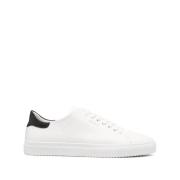 Hvite Skinn Sneakers med Gull Logo