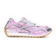 Stilige Rosa Lilla Sneakers Hever Spillet