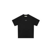 Svart Essential Tee