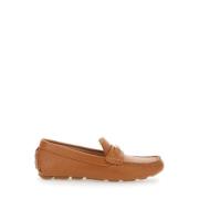 Brune Loafers i skinn med logo plakett