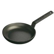 Staub Pans Series Mini Stekepanne Svart 12 cm 0,15 l