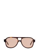 Gelo Pilotsolbriller Solbriller Brown Corlin Eyewear