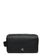 Mono Hrdw Rfid Washbag Toalettveske Black Calvin Klein