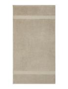 Avenue Bath Towel Home Textiles Bathroom Textiles Towels & Bath Towels...