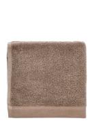 Håndklæde 40X60 Comfort O Taupe Home Textiles Bathroom Textiles Towels...